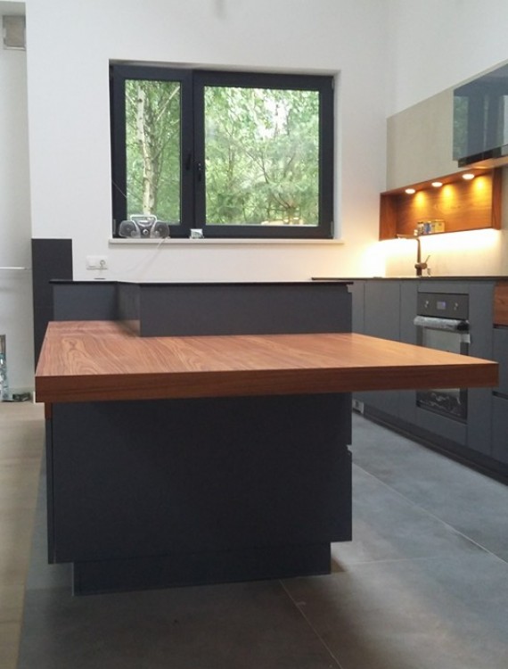 Konyha Mega-Tolóajtó Kft (10)