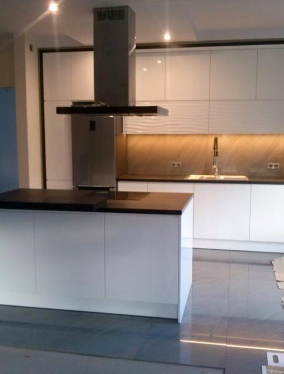 Konyha Mega-Tolóajtó Kft (77)