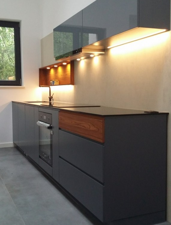 Konyha Mega-Tolóajtó Kft (76)