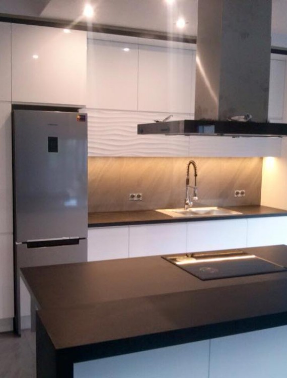 Konyha Mega-Tolóajtó Kft (96)