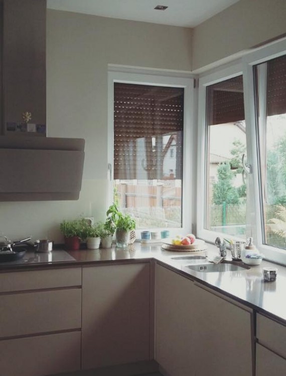 Konyha Mega-Tolóajtó Kft (106)