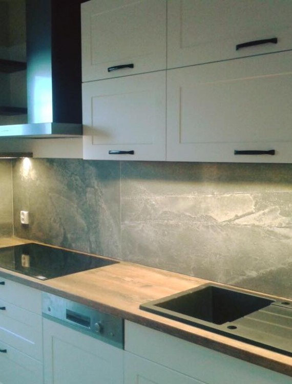 Konyha Mega-Tolóajtó Kft (111)