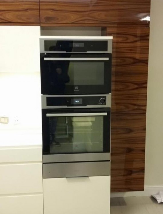 Konyha Mega-Tolóajtó Kft (129)