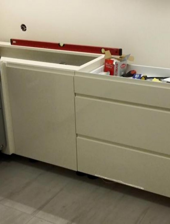 Konyha Mega-Tolóajtó Kft (126)