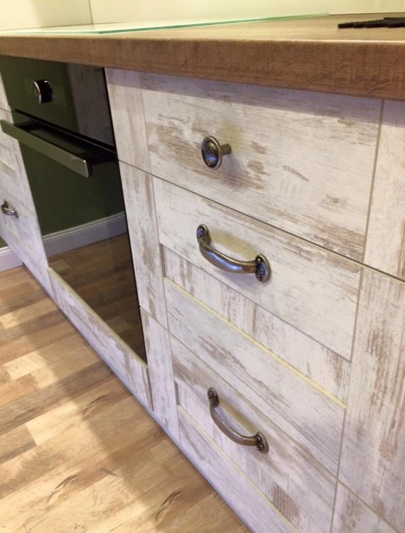 Konyha Mega-Tolóajtó Kft (143)