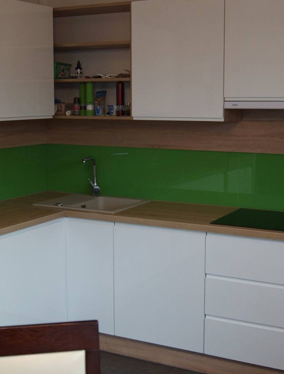 Konyha Mega-Tolóajtó Kft (147)