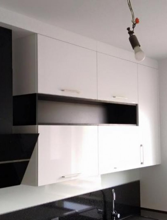 Konyha Mega-Tolóajtó Kft (167)