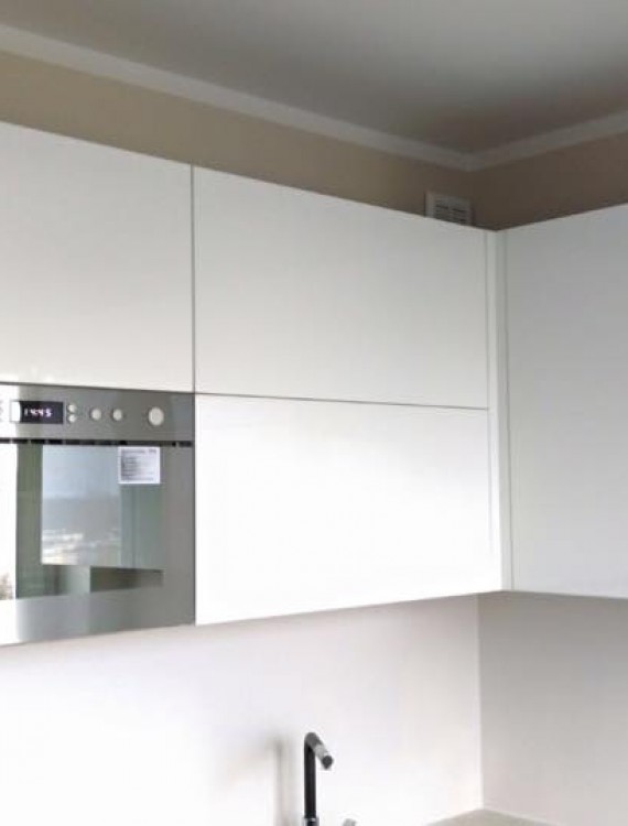 Konyha Mega-Tolóajtó Kft (169)