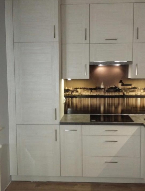 Konyha Mega-Tolóajtó Kft (187)