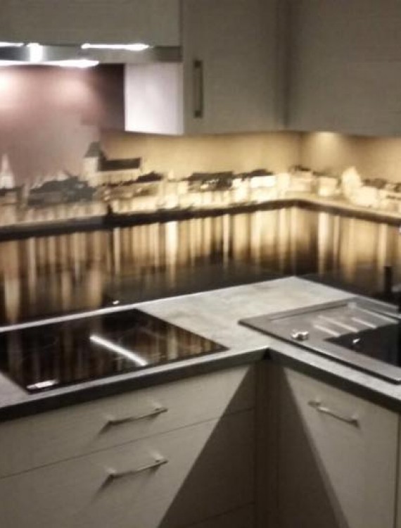 Konyha Mega-Tolóajtó Kft (188)