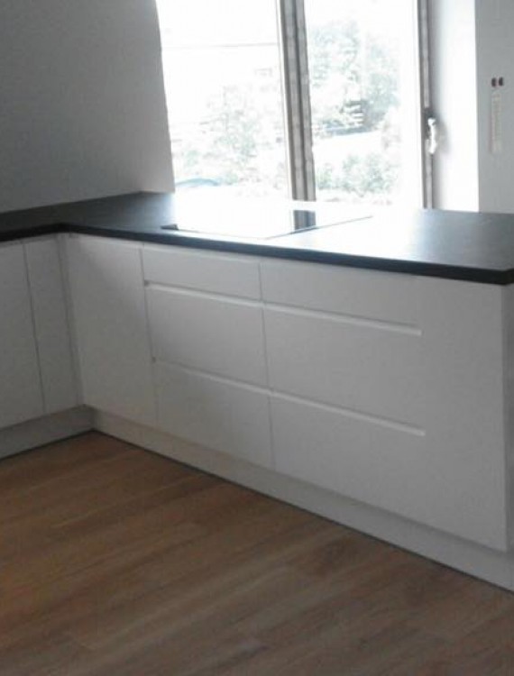 Konyha Mega-Tolóajtó Kft (189)