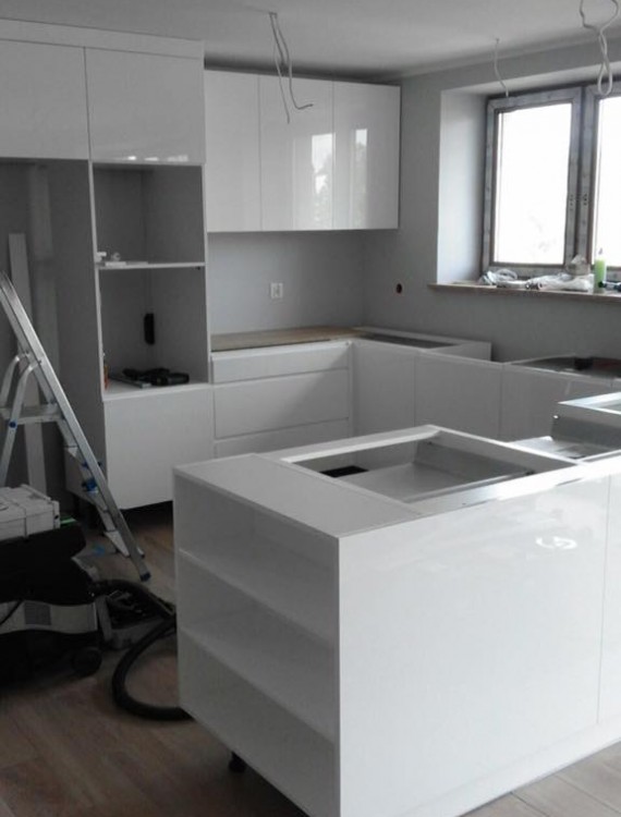 Konyha Mega-Tolóajtó Kft (199)