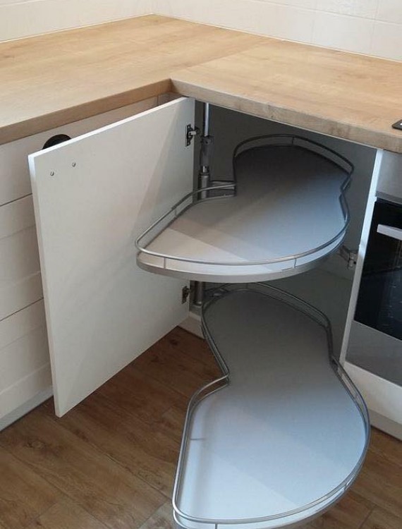 Konyha Mega-Tolóajtó Kft (202)